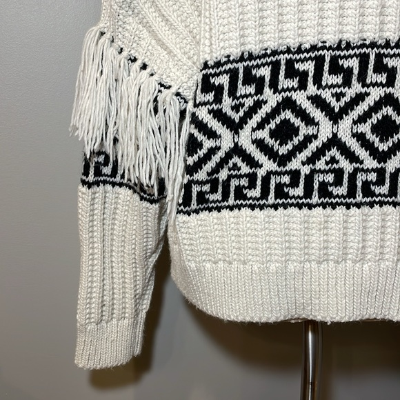 H&M Chunky Knit Fair Isle Cropped Sweater CREAM W/ BLACK ACCENTS / MEDIUM - Picture 8 of 11